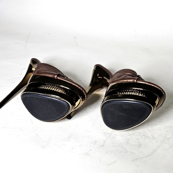 Karo's Shoes 5.5 inch platform mules.  Brown Leather. Size 5 - Picture 7 of 8